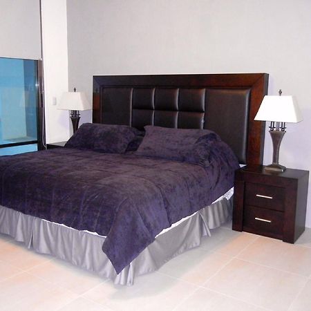 Hostal Urbano - Aeropuerto Alfredo V. Bonfil Екстер'єр фото