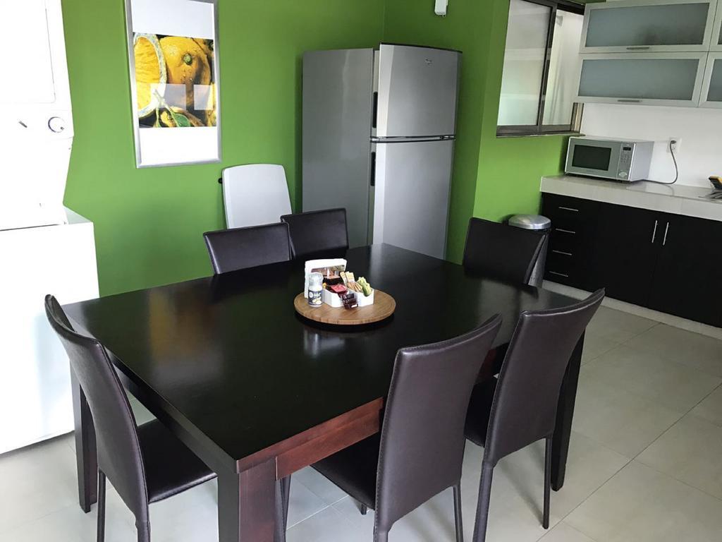 Hostal Urbano - Aeropuerto Alfredo V. Bonfil Екстер'єр фото