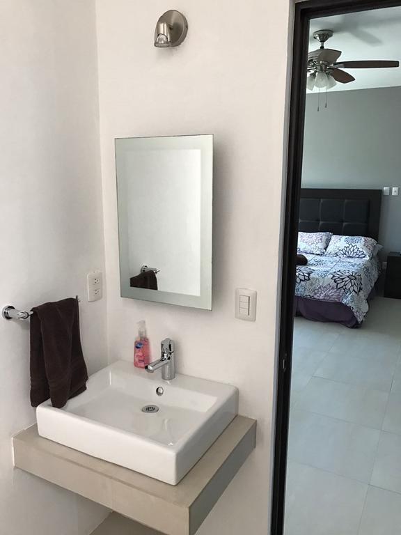 Hostal Urbano - Aeropuerto Alfredo V. Bonfil Екстер'єр фото