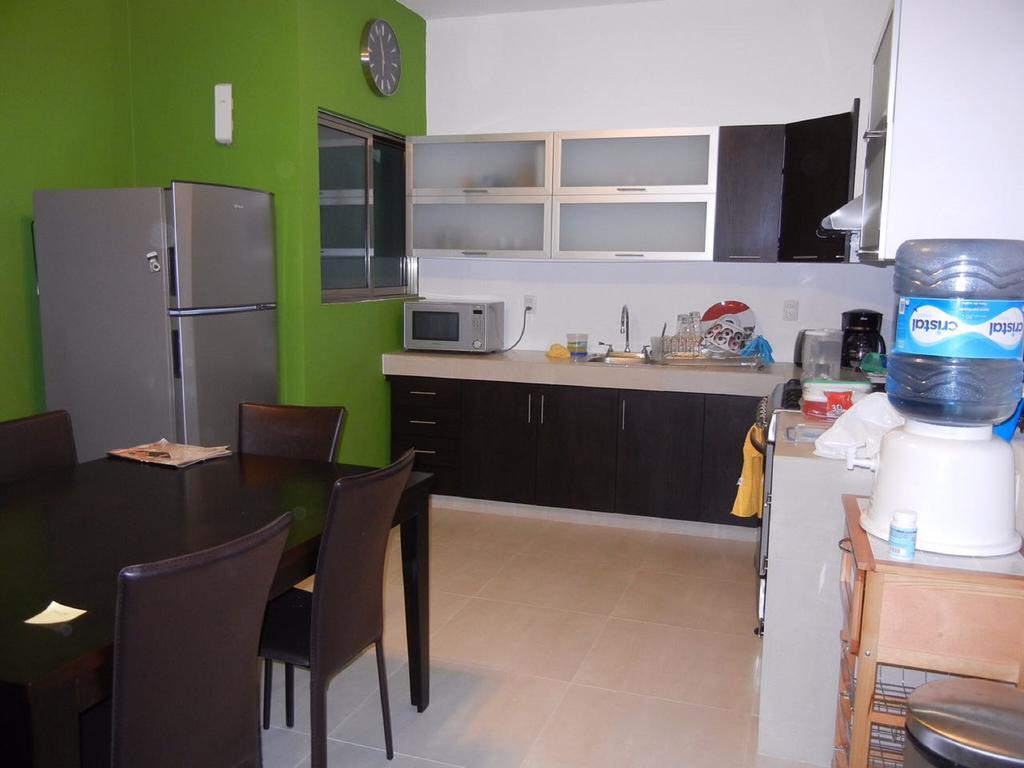 Hostal Urbano - Aeropuerto Alfredo V. Bonfil Екстер'єр фото