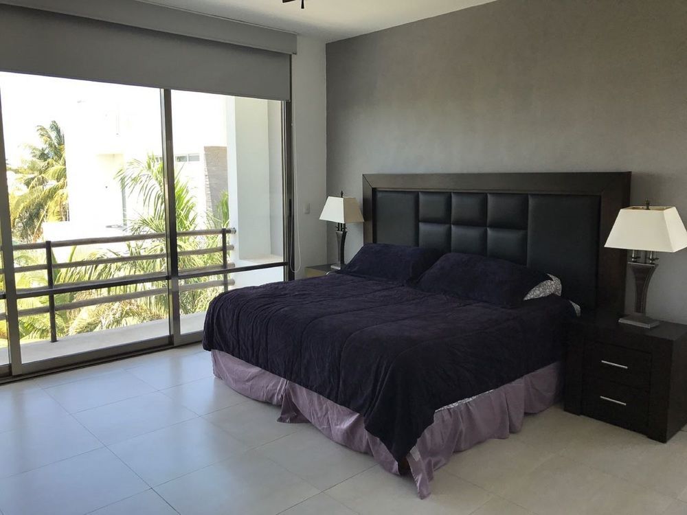 Hostal Urbano - Aeropuerto Alfredo V. Bonfil Екстер'єр фото